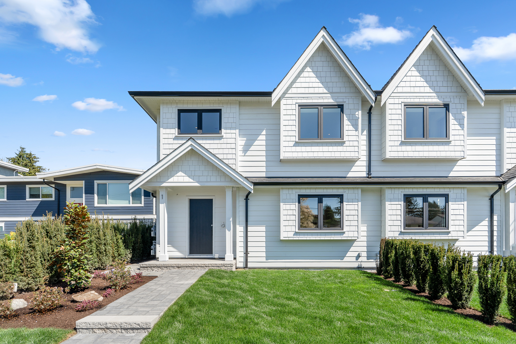 #1 - 1860 Moore Avenue
